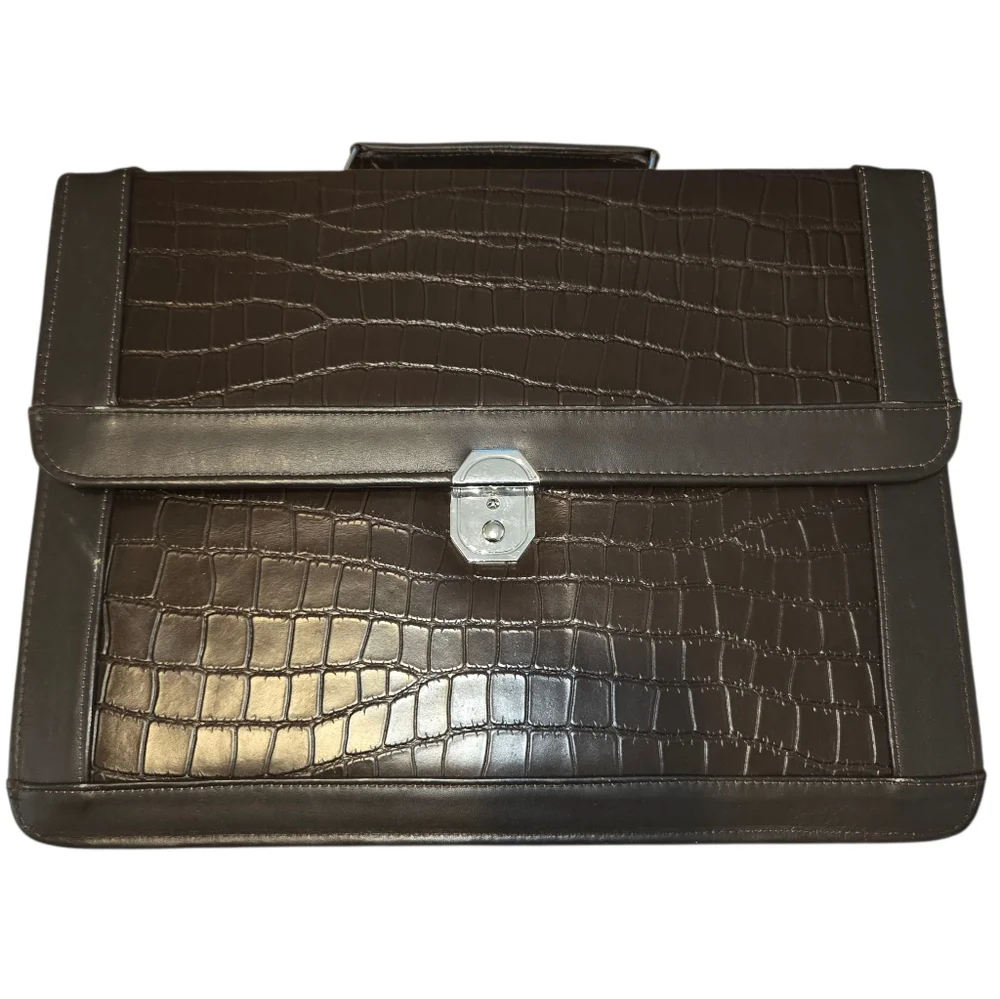 🚫 Elegant Brown Cowhide Leather Crocodile-Embossed Men's Briefcase